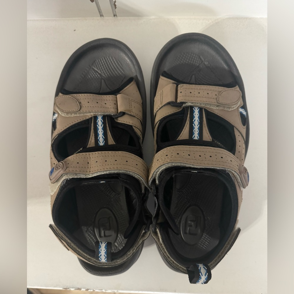 Men’s Footjoy golf sandals, size 9